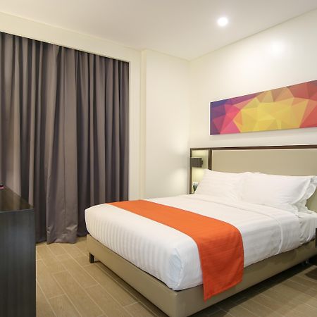 Hotel Lucky Chinatown Binondo Manila Exteriör bild